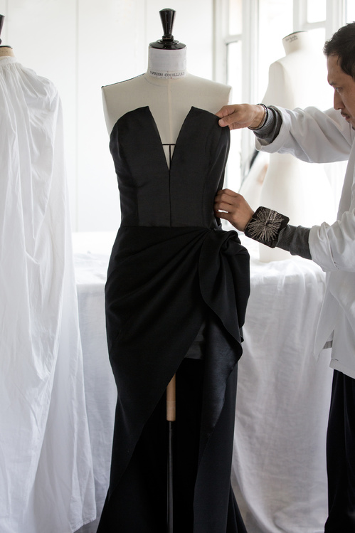 dior_cannes_m_cotillard_img6_jpg_3220_north_499x_white